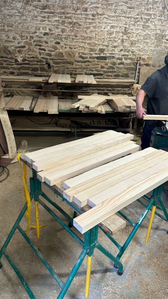 Ossature bois en Normandie : finition bardage sur extension bois moderne, pose alignée et durable